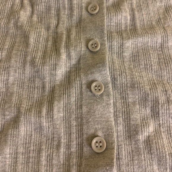 Garage Long-Sleeve Button up Cropped Top - Picture 2 of 3